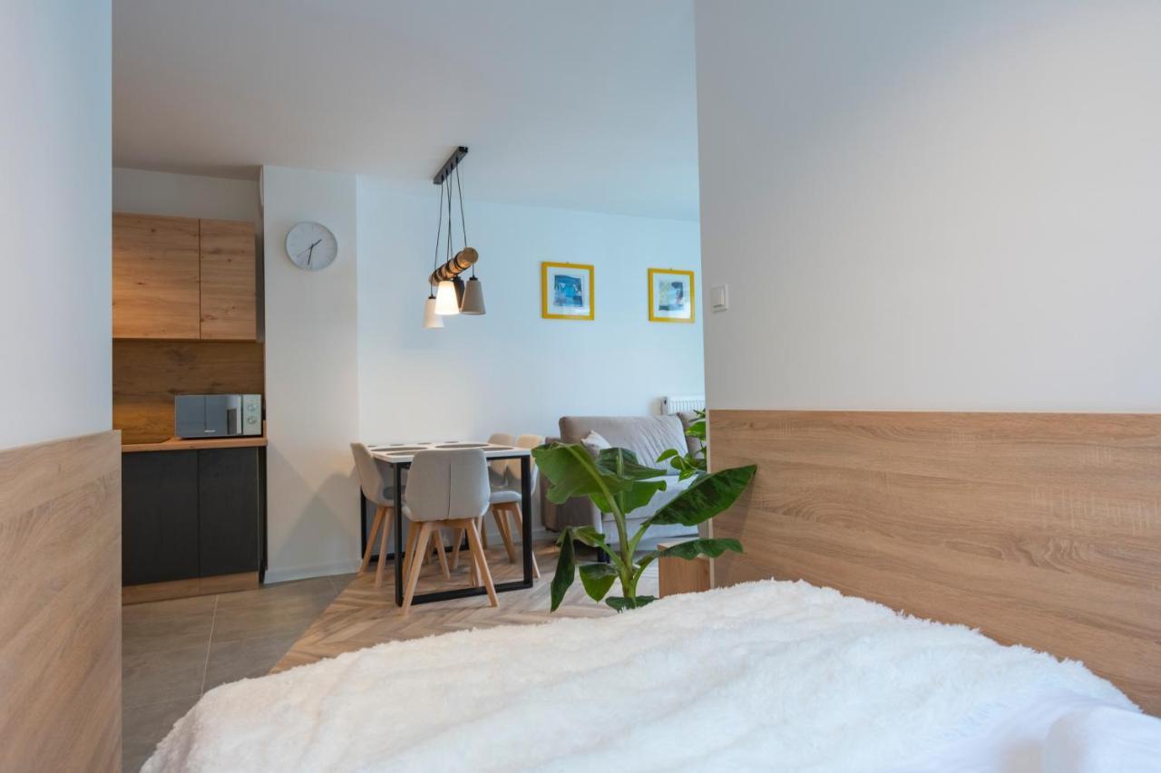Apartament Kilinskiego 17 Apartment ชกลาร์สกา ปอเรมบา ภายนอก รูปภาพ