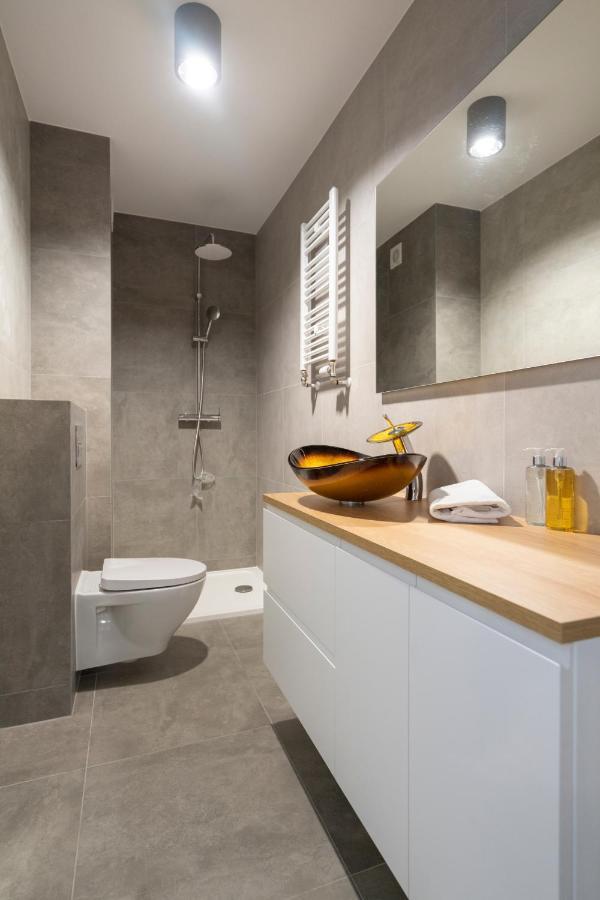 Apartament Kilinskiego 17 Apartment ชกลาร์สกา ปอเรมบา ภายนอก รูปภาพ